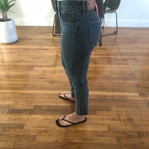 NWT Levi’s 721 high rise